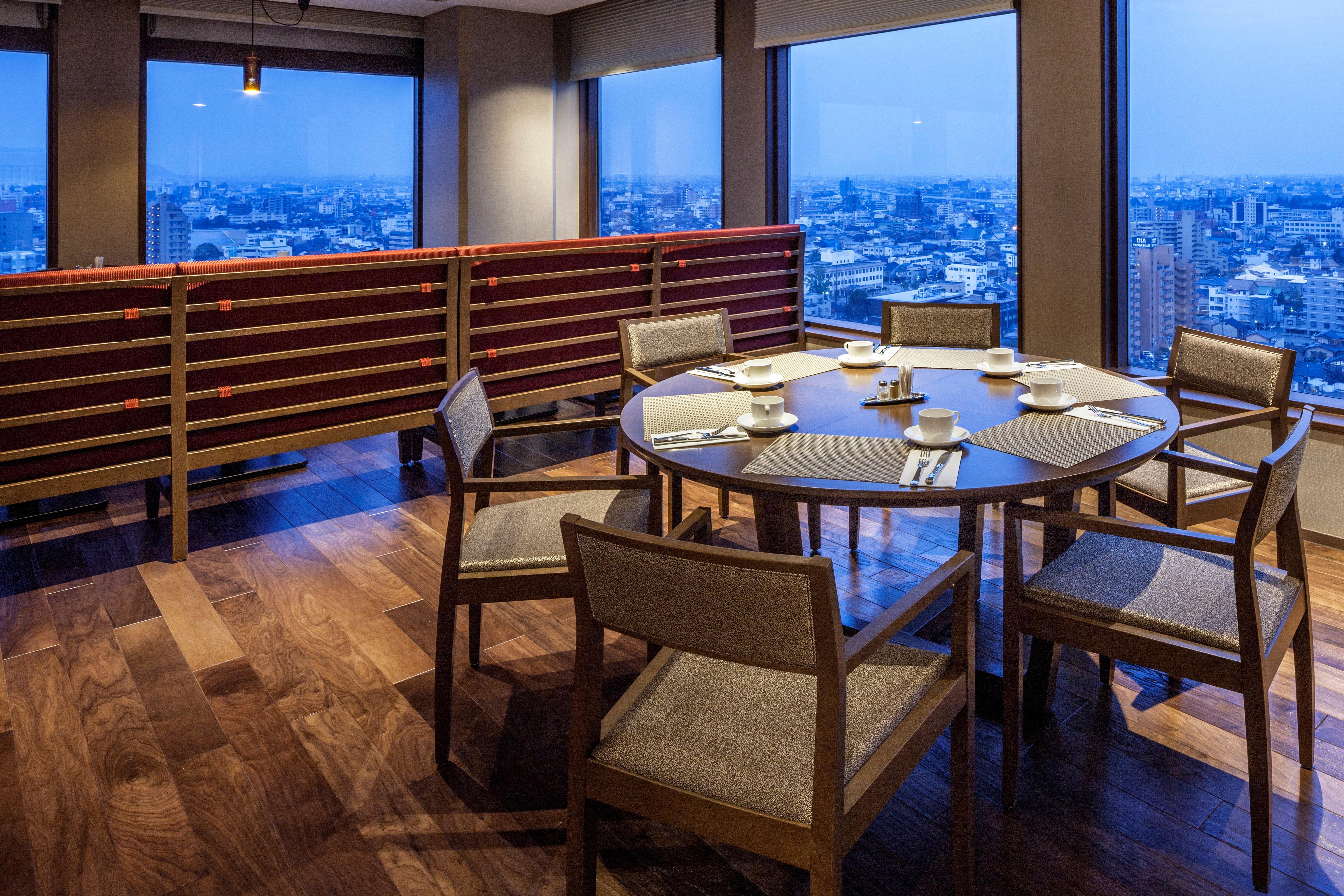 Ana Holiday Inn Kanazawa Sky By Ihg Esterno foto