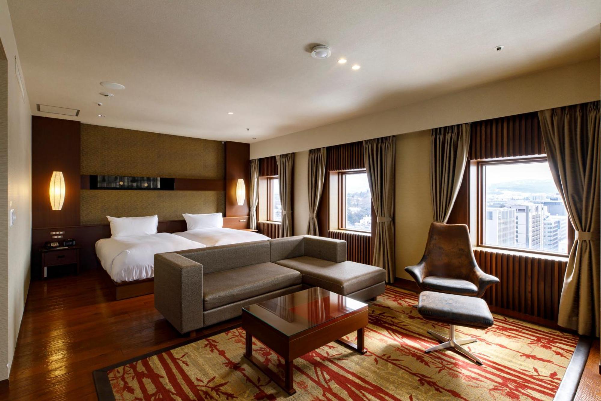 Ana Holiday Inn Kanazawa Sky By Ihg Esterno foto