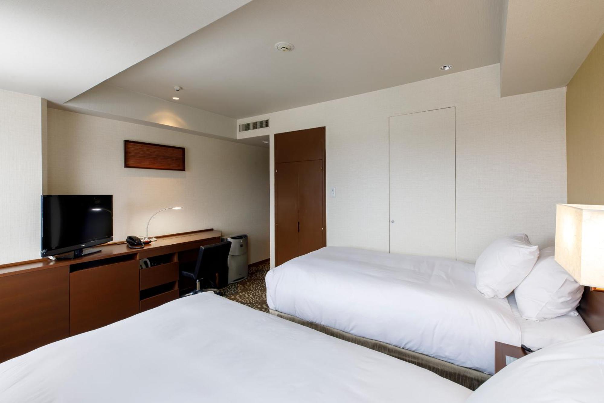 Ana Holiday Inn Kanazawa Sky By Ihg Esterno foto