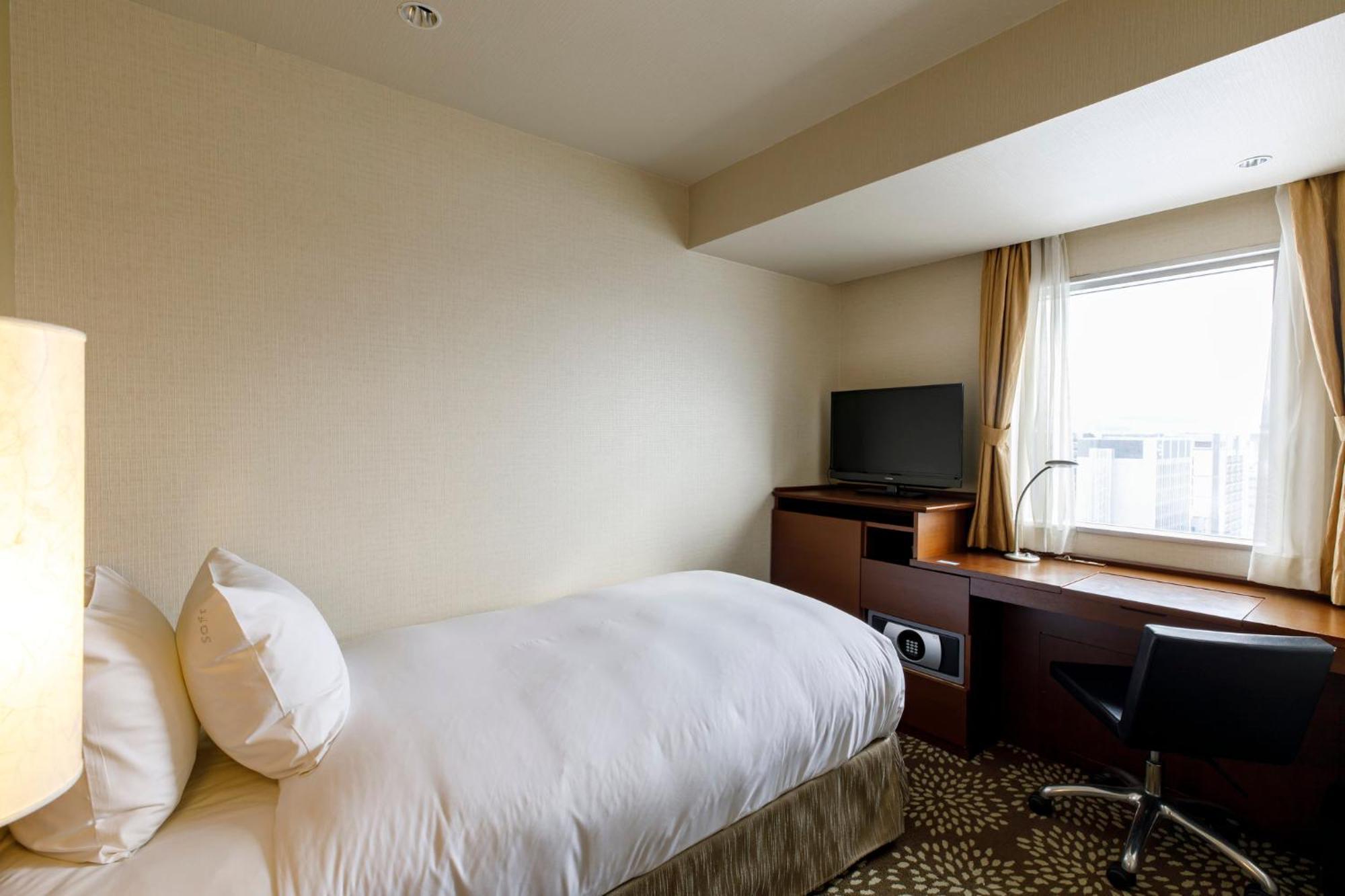Ana Holiday Inn Kanazawa Sky By Ihg Esterno foto