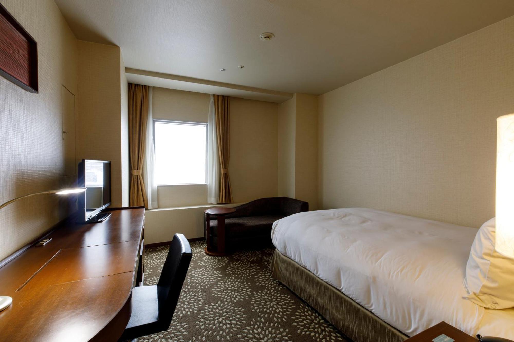 Ana Holiday Inn Kanazawa Sky By Ihg Esterno foto